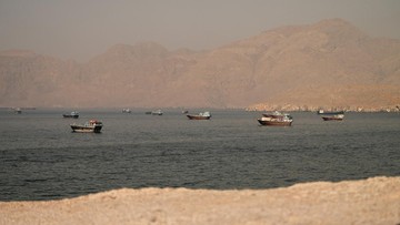AS Cabut Blokade, Kapal Bebas Melintas di Selat Hormuz
