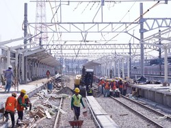 Peron Stasiun Bogor Diperpanjang buat Layani KRL 12 Gerbong