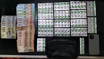 Polisi Bongkar Jual Beli Obat Keras Berkedok Toko Kelontong di Tangerang