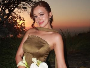Dari Siang hingga Senja, Pesona Anggun Rebecca Klopper Gak Hilang