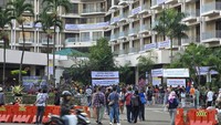 Situasi Terkini di Hotel Sultan, Simpatisan Tolak Pelaksanaan Eksekusi
