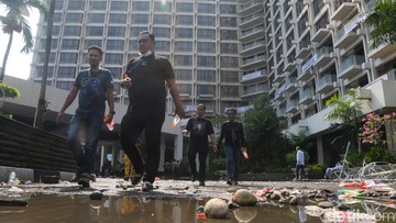 Eksekusi Hotel Sultan Dimulai, Bagaimana Nasib Ribuan Pekerjanya?