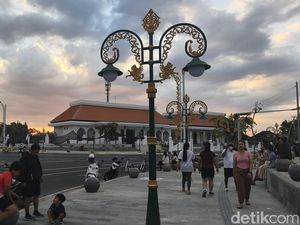 Video Suasana Titik Nol Singaraja, Mirip di Yogyakarta Versi Bali