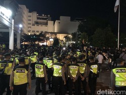 Sempat Tegang, Massa Mahasiswa Akhirnya Tinggalkan DPRD DIY