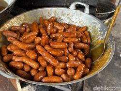 Gemblong Viral di Jagakarsa Ini Bisa Ludes 4.000 Buah Sehari!