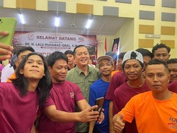 Gubernur NTB Temui Ribuan Buruh Sawit di Malaysia, Siapkan Skema KUR PMI