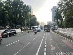 Demo Mahasiswa di Patung Kuda Selesai, Jl Medan Merdeka Selatan Dibuka Lagi