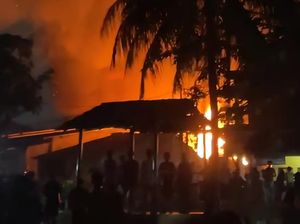 Rumah Dekat Stasiun Bojonggede Bogor Terbakar, 2 Unit Damkar Meluncur