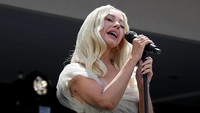 Bikin Pangling! Wajah Christina Aguilera di Acara Obama Disebut Berubah