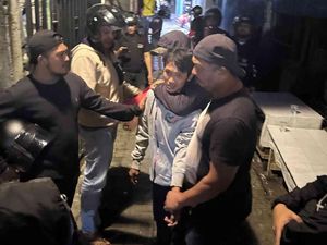 Wanita Makassar Dilecehkan Buruh Usai Tawari Jasa Perbaikan Pompa di Medsos