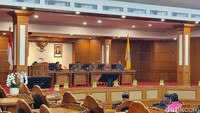 Ketegangan Warnai Paripurna DPRD Bali Saat Penyerahan Rekomendasi Pansus TRAP