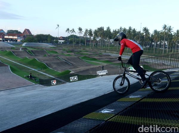 Jelang Banyuwangi BMX Supercross 2026 Pebalap Mulai Jajal Trek Ekstrem