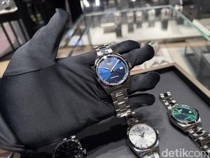 Bukan Lagi Besar, Ini Alasan Jam Tangan 38 mm Kembali Digemari