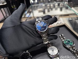Bukan Lagi Besar, Ini Alasan Jam Tangan 38 mm Kembali Digemari