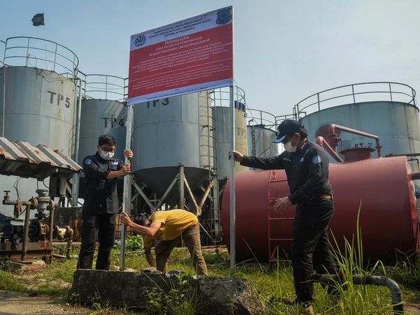 KLH Segel Pabrik Pengolahan Oli Bekas di Tangerang Diduga Cemari Lingkungan