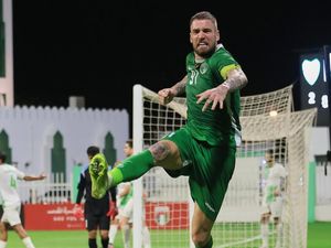 Profil dan Rekam Jejak Lars Veldwijk yang Dikaitkan dengan Persib