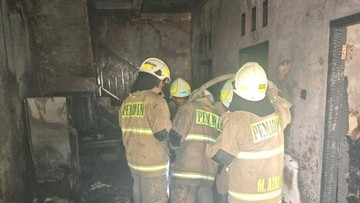 Rumah di Jaksel Kebakaran, Terdengar Ledakan Berkali-kali