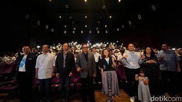 SBY dan AHY Hadiri Nobar Film 'Children of Heaven' Bersama Anak Panti Asuhan