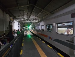 Balada Pemadaman Bergilir Bikin Stasiun Gelap Gulita-Rumah Warga Terbakar