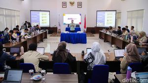 The Classroom Belajar di Balik Layar Produksi Berita Bersama Praktisi Detikcom