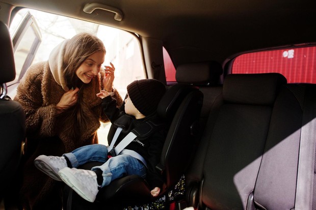 Kursi mobil bayi, barang secondhand yang memiliki masa pakai terbatas/Foto: Magnific.com/ASphotofamily Kursi mobil bayi bekas termasuk barang secondhand yang berisiko karena memiliki masa pakai terbatas dan materialnya bisa mengalami degradasi.