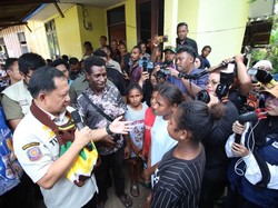 Mendagri Cek Bantuan Stimultan Perumahan Swadaya di Papua