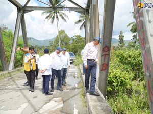 Tinjau Lokasi Gempa Sulteng, Menteri PU Prioritaskan Infrastruktur Dasar