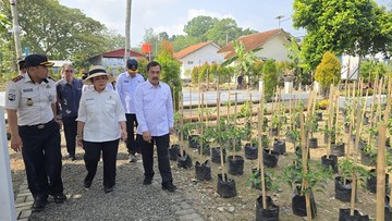 Titiek Puji Menteri Imipas: Kalau Kabinet Diisi Seperti Pak Agus, Presiden Tenang