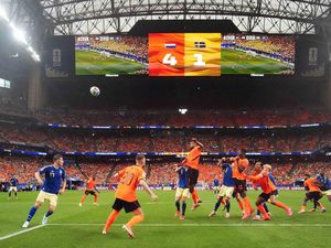 Ganasnya Belanda Hancurkan Swedia 5-1