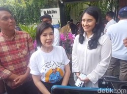 Grace Natalie Kunjungi Rumah Jokowi Pakai Kaus Hidup Sehat atau Hidup Jokowi