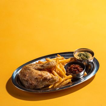 Beragam menu ROAST
