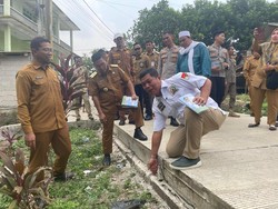 Pemprov Banten Bangun Jalan Desa Pakai Beton, Minta Tak Dirusak Truk Overload