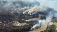 Kebakaran Hutan di Kanada Meluas, Warga Dievakuasi