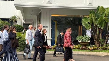 Mendikti Boyong Profesor Imperial College London Bertemu Prabowo, Bahas Apa?