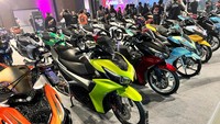 Peringati 10 Tahun Kehadiran, Ribuan Pengguna Yamaha Aerox Tumpah Ruah