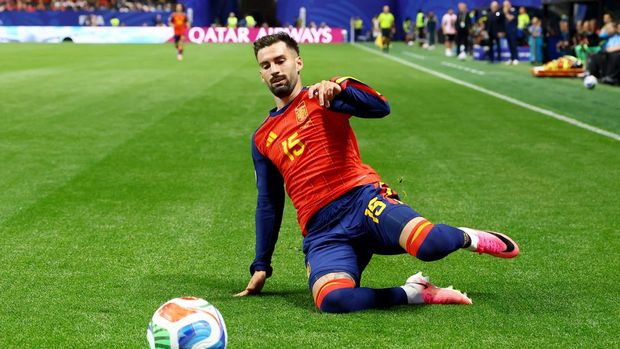 Soccer Football - FIFA World Cup 2026 - Group H - Spain v Saudi Arabia - Atlanta Stadium, Atlanta, Georgia, U.S. - June 21, 2026 Spain's Alex Baena in action REUTERS/Bernadett Szabo