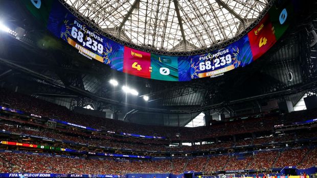 Soccer Football - FIFA World Cup 2026 - Group H - Spain v Saudi Arabia - Atlanta Stadium, Atlanta, Georgia, U.S. - June 21, 2026 General view inside the stadium showing the screens and scoreboard with the attendance during the match REUTERS/Bernadett Szabo