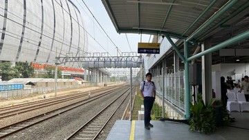Stasiun KRL JIS Resmi Beroperasi Hari Ini