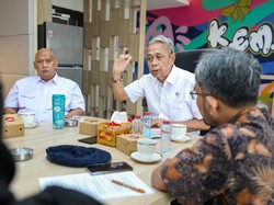 Audiensi dengan Legislator Yogyakarta, Wamensos Bahas DTSEN