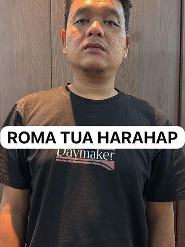 Bareskrim Polri membongkar penyelundupan 1,4 kilogram sabu dalam speaker hingga laptop di Sumatera dan NTB.