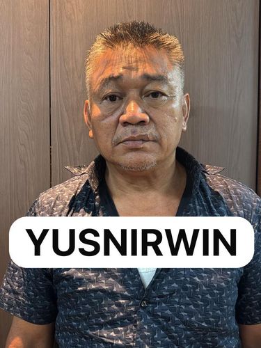 Bareskrim Polri membongkar penyelundupan 1,4 kilogram sabu dalam speaker hingga laptop di Sumatera dan NTB.