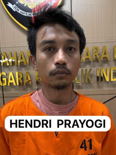 Bareskrim Polri membongkar penyelundupan 1,4 kilogram sabu dalam speaker hingga laptop di Sumatera dan NTB.
