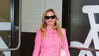 Gaya Reese Witherspoon Rayakan 25 Tahun Legally Blonde, Outfit Serba Pink