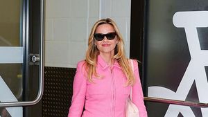 Gaya Reese Witherspoon Rayakan 25 Tahun Legally Blonde, Outfit Serba Pink