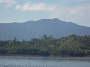 Mendaki Puncak Kahung, Menjelajah Puncak Meratus di Kalimantan Selatan