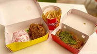 Cicip Fried Chicken Lokal di Jaksel, Harganya Cuma Rp 15 Ribuan!
