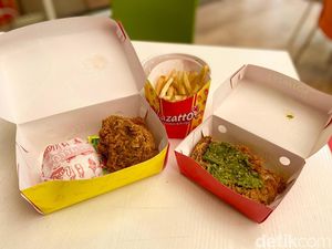 Cicip Fried Chicken Lokal di Jaksel, Harganya Cuma Rp 15 Ribuan!