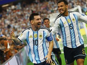 Lionel Messi 10 Tahun Lalu Pensiun di Timnas, Kini Jadi Raja Gol Piala Dunia!
