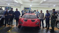 Lamborghini hingga Alat Berat Milik Bos Tambang di Kalbar Disita