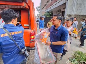 Olah TKP di Cinunuk, Polisi Angkut Barang Bukti Kasus Penyekapan Wanita
